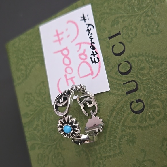 Gucci Silver Floral Ring with Turquoise Accents - Picture 1 of 7